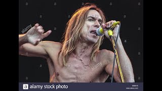 Iggy Pop  The Passenger  Live in 2000 [upl. by Feenah]