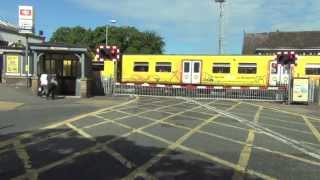 Birkdale Level Crossing [upl. by Novak723]