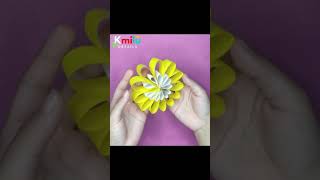 Como hacer flores de papel  flores de papel rápido y fácil 🌺 How to make paper flowers Shorts [upl. by Yramliw]